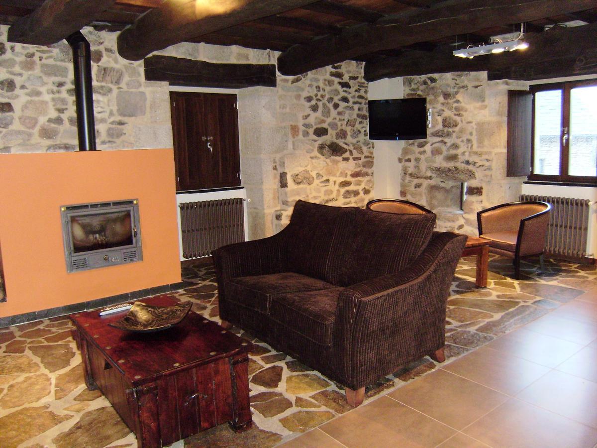 Bi Terra Tu Descanso Zona Miraz Sobrado Hotell Friol Exteriör bild