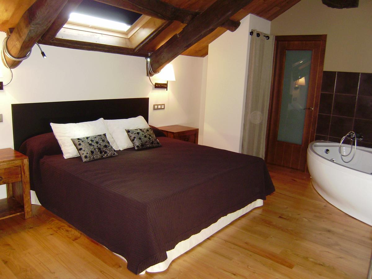 Bi Terra Tu Descanso Zona Miraz Sobrado Hotell Friol Exteriör bild